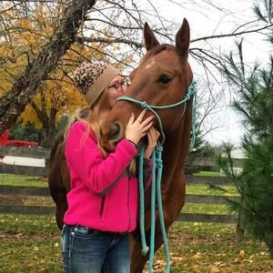 Meet your Posher, Lauren